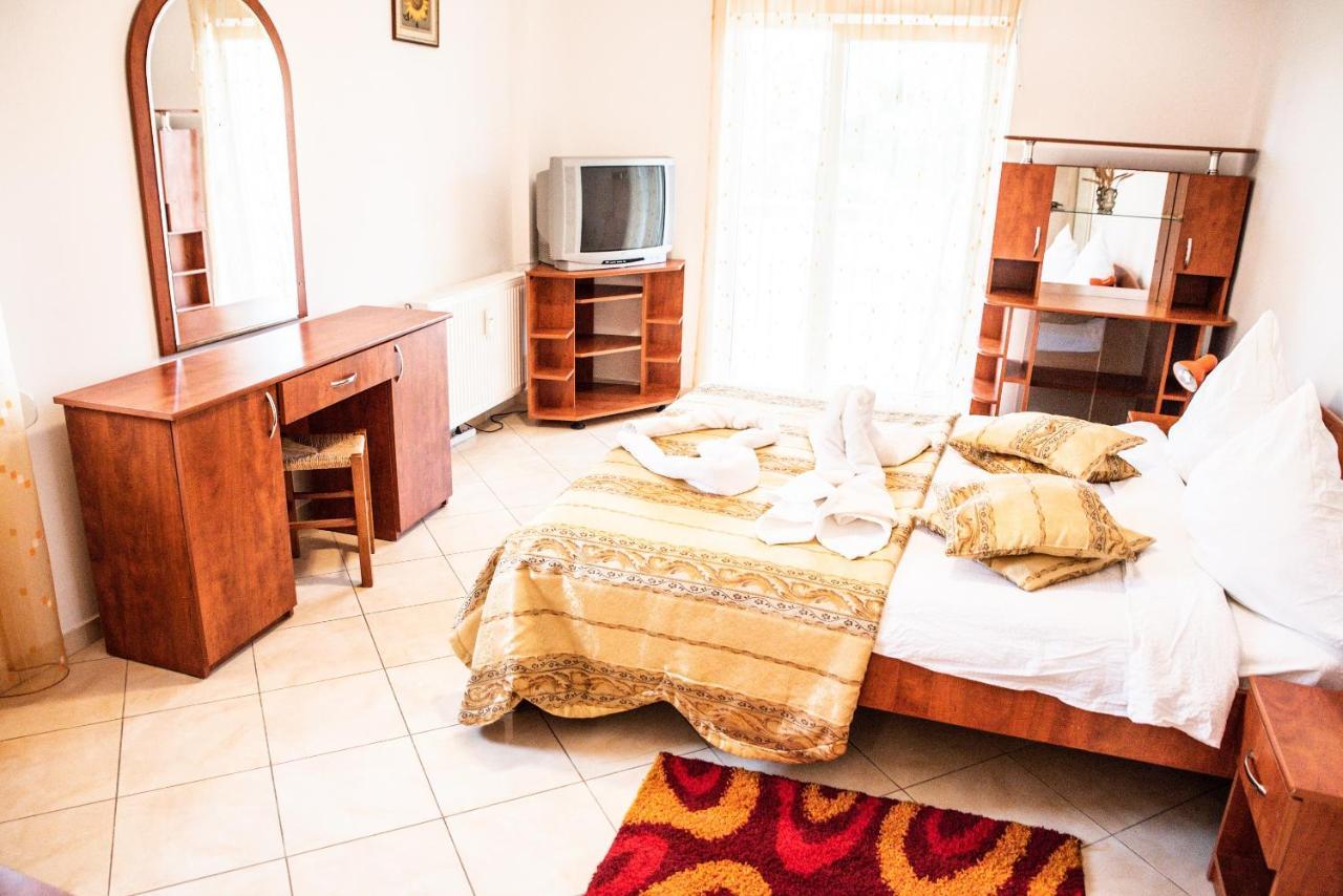 Club Onix Apartments Neptun Luaran gambar