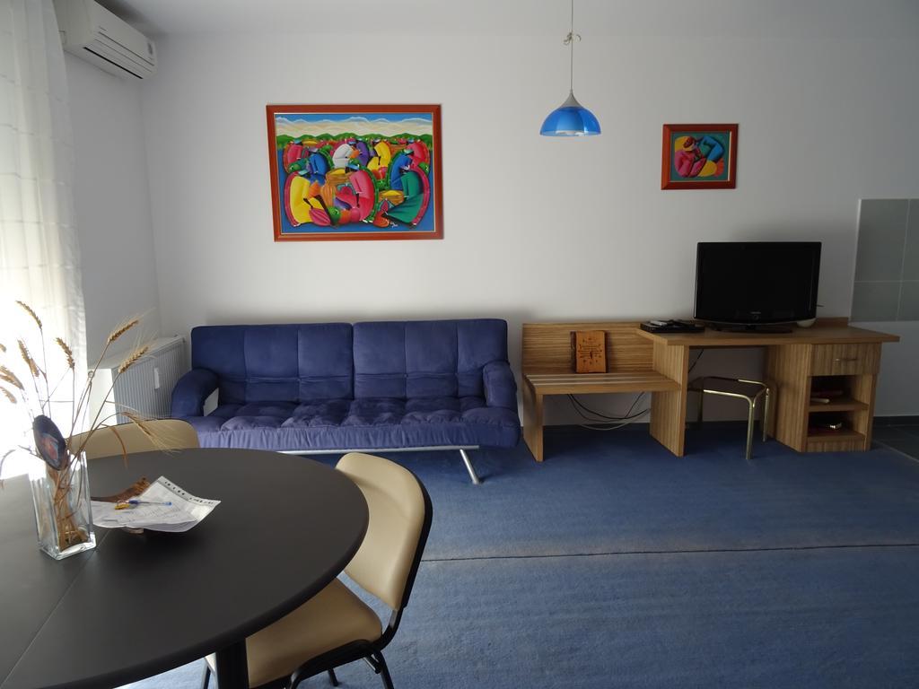 Club Onix Apartments Neptun Luaran gambar